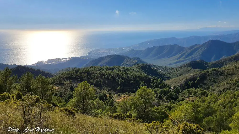 Sea views while hiking Pico del Cielo