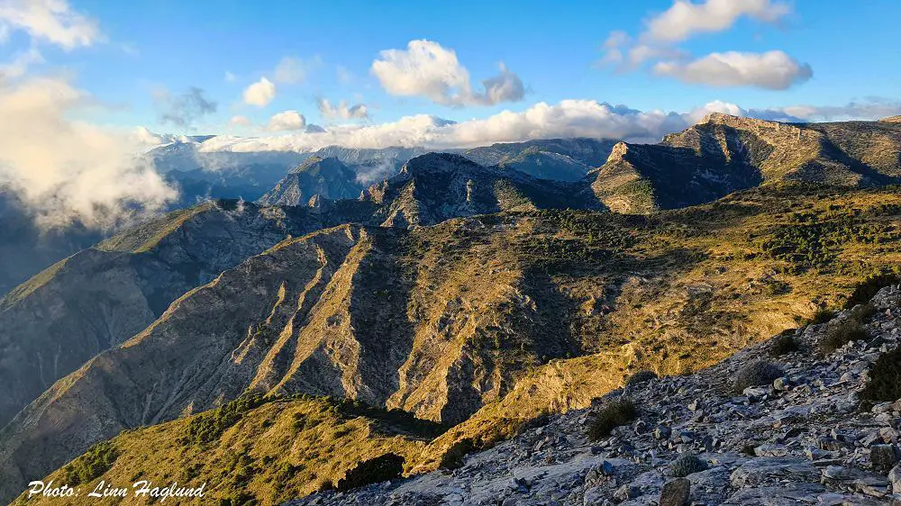 Mountain views from Pico del Cielo at sunset