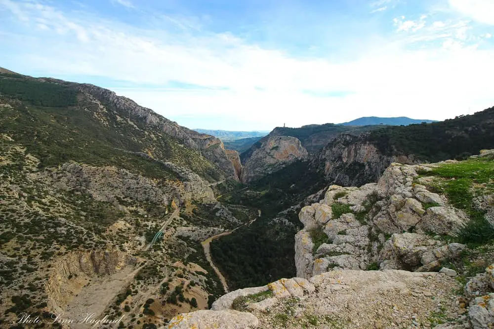 Mirador de las Buitreras is one of the most beautiful Malaga walks