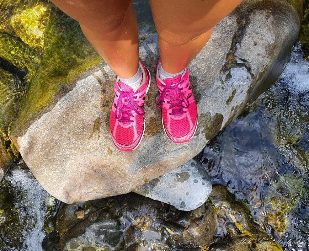 Water hiking shoes
