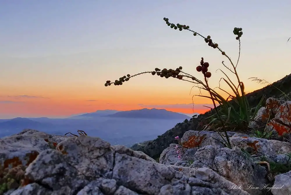 Sunset hiking date