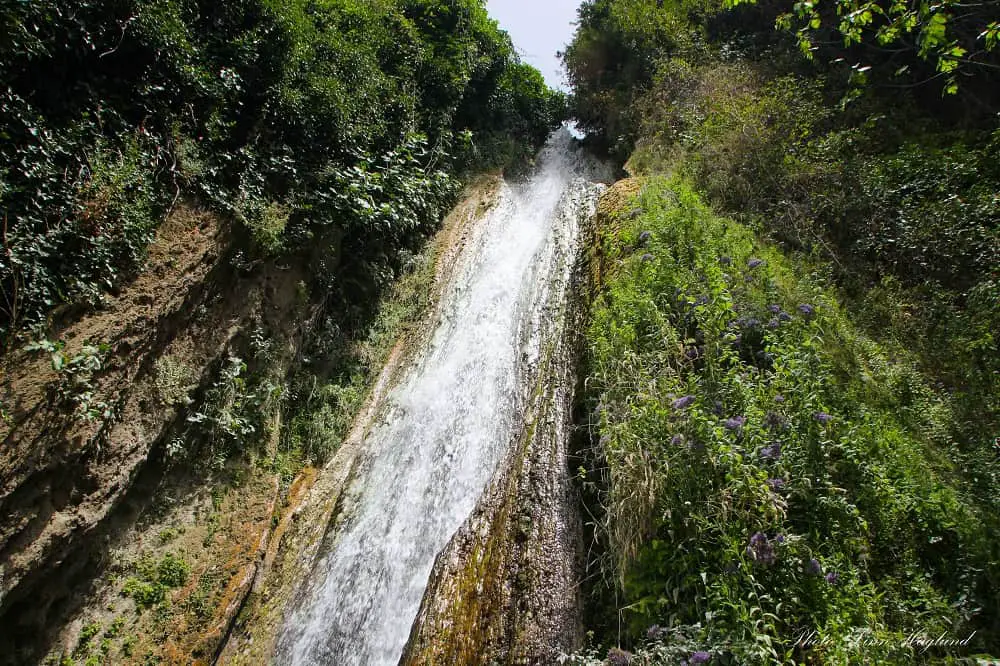 Walking date to chase waterfalls