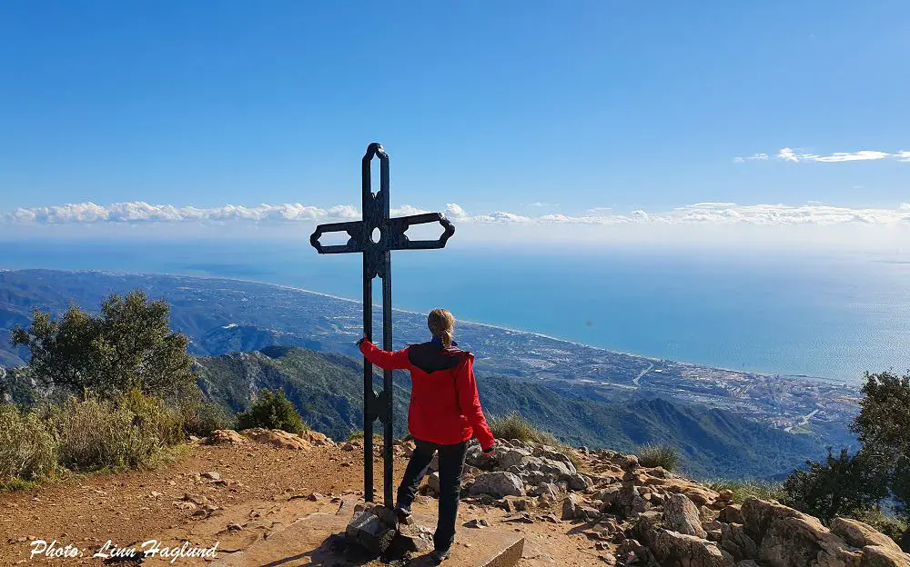 Hiking Cruz de Juanar